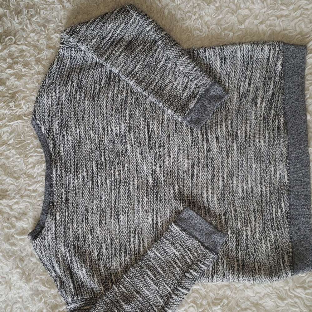 American Eagle Outfitters S / P Gray  White Black Gold Pullover Sweater - Picture 6 of 11